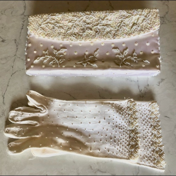 Vintage 1960s Hand Beaded Sequin Purse Clutch & Matching gloves Set - Picture 3 of 5